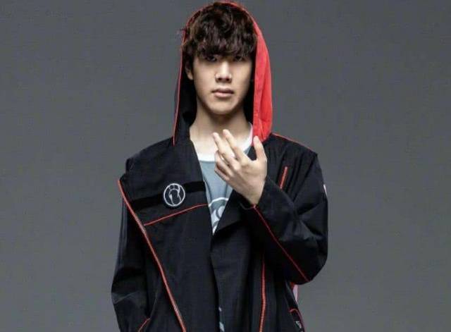 经历了短暂 经历了短暂